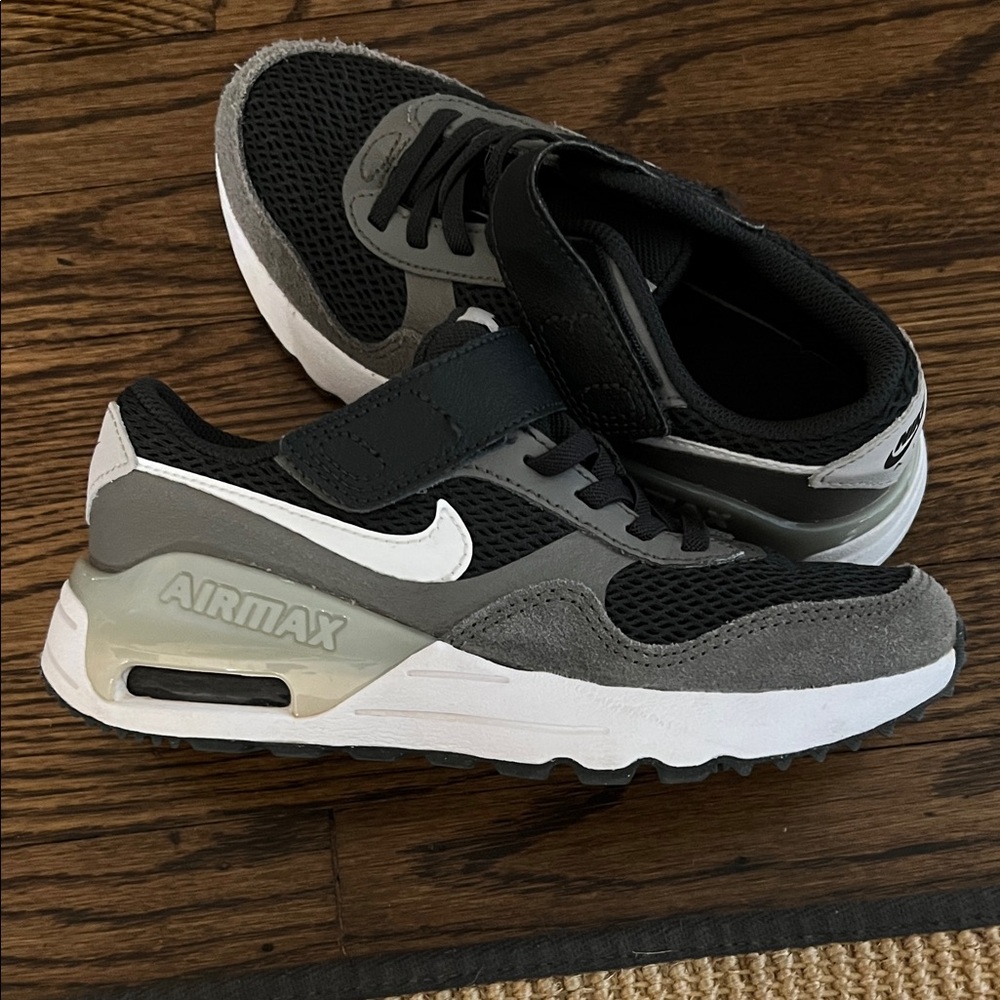 Nike Kids Air Max Black and White Sneakers